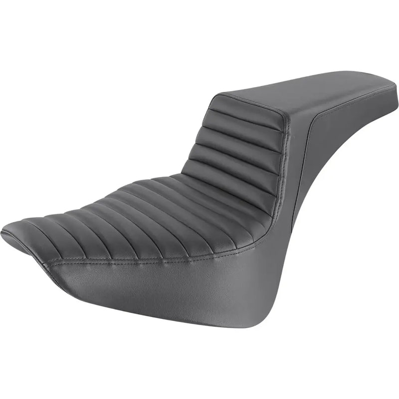 Saddlemen Step-Up Front Tuck-n-Roll do Harleya
