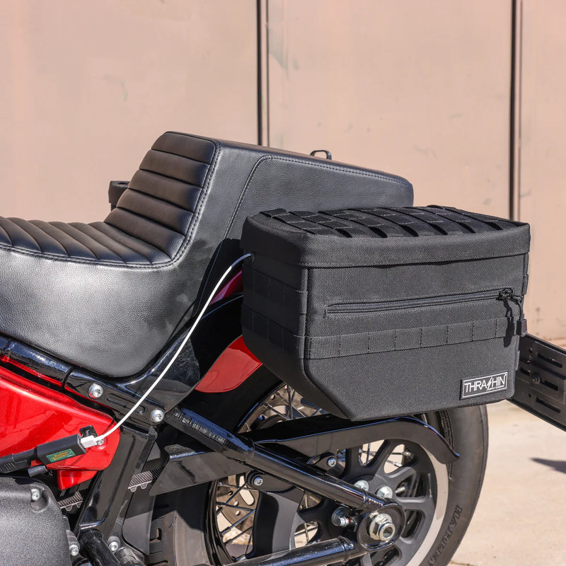 Zestaw toreb motocyklowych Thrash Supply Escape 18L Throw-Over