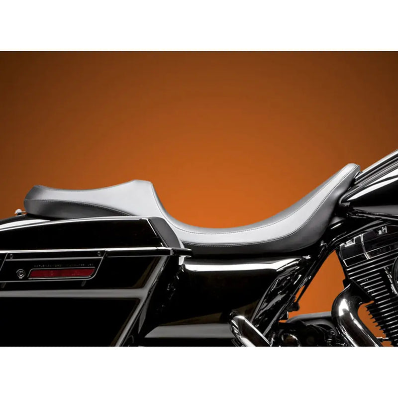Le Pera Villain Daddy Long Legs Rozszerzone siedzenie do motocykla Harley