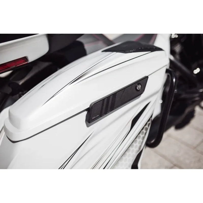 Osłony zatrzasków sakw Tommy & Sons do motocykli Harley