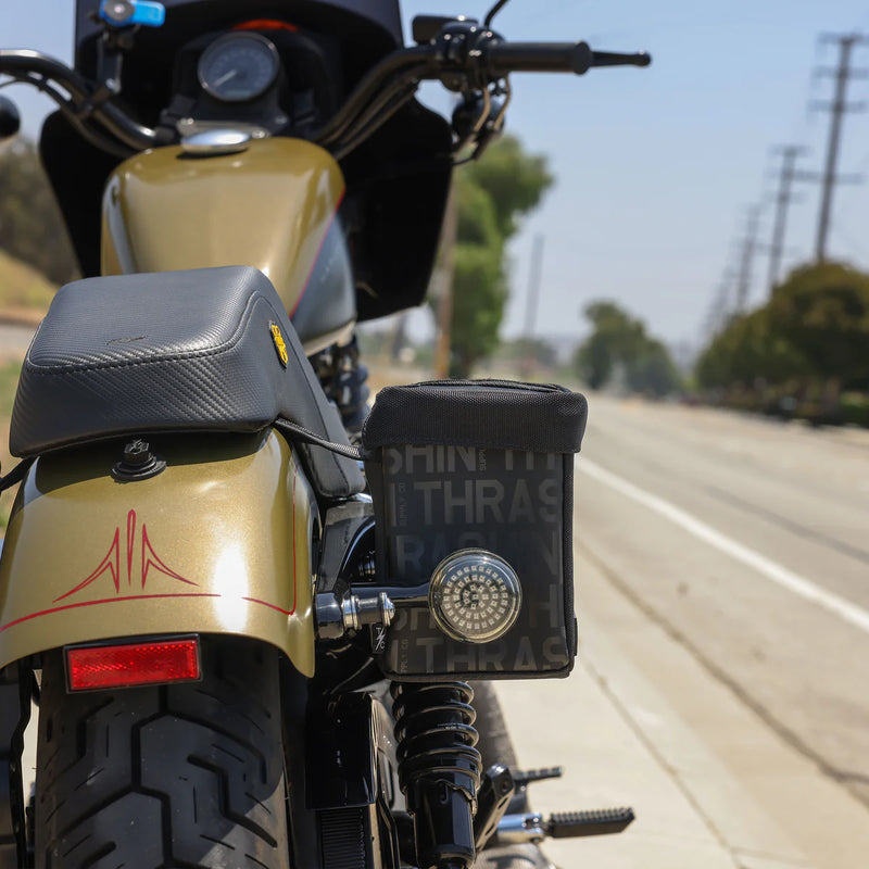 Thrashin Supply Mini Essential 8L zestaw toreb motocyklowych typu throw-over