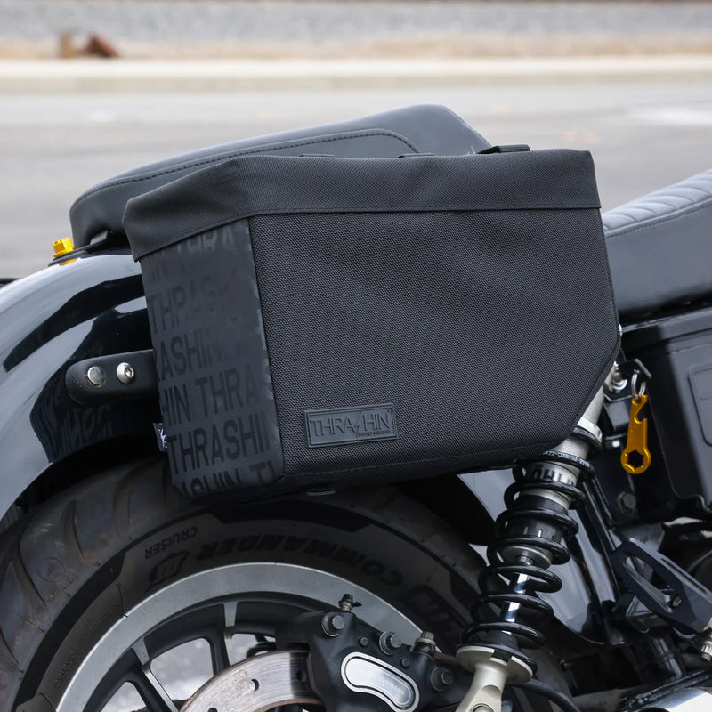 Zestaw toreb motocyklowych Thrash Supply Escape Base 18L