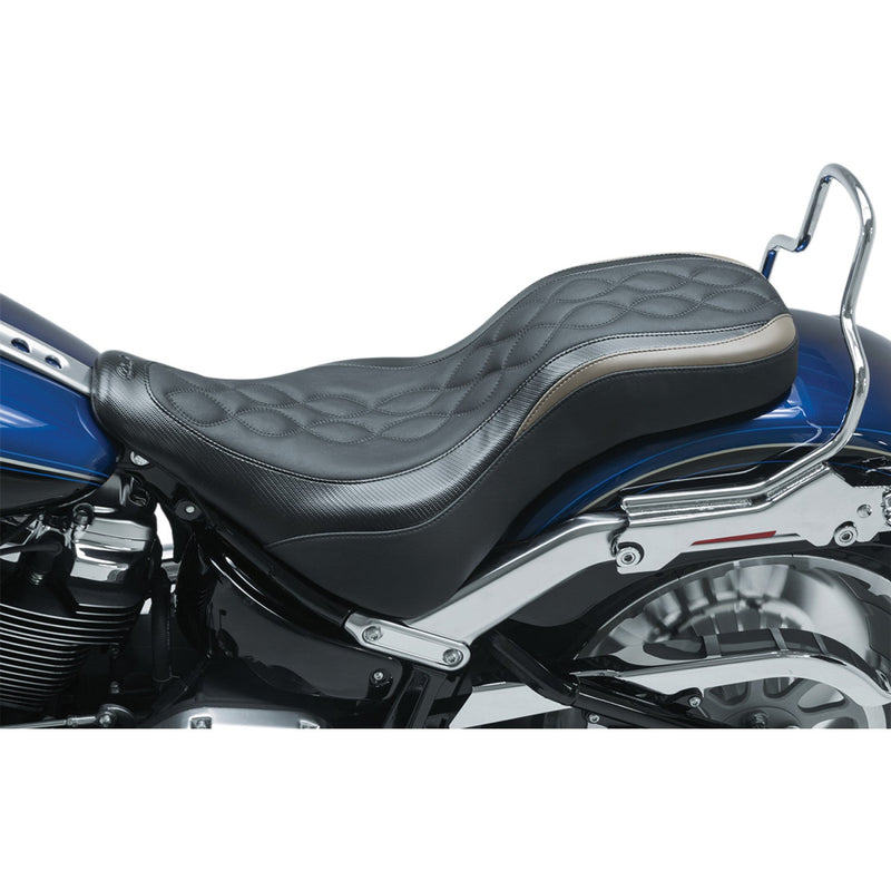 Mustang DayTripper 2-Up Seat for Harley 18-25 Softail Fat Boy / Double Helix  - Customhoj